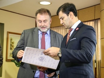 Hacienda presentó al Congreso el paquete de Reforma Tributaria  - Radio 1000 AM