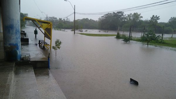 Ñeembucú está en crisis por las intensas lluvias · Radio Monumental 1080 AM