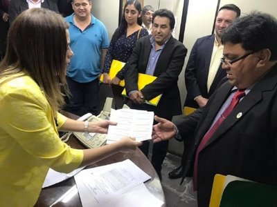 Diputada Kattya Gonzalez tuvo un gesto de solidaridad con pobladores del Chaco