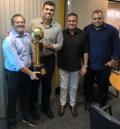 Dirigentes brasileños, reunidos con Trovato - Deportes - ABC Color