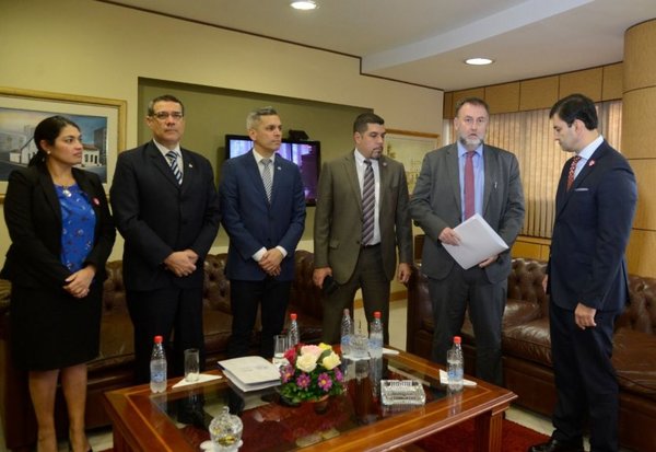 Impuestazo: Hacienda presenta proyecto al Congreso - 730am - ABC Color