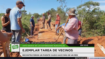 Vecinos erigen puente con medios propios ante decidía de autoridades