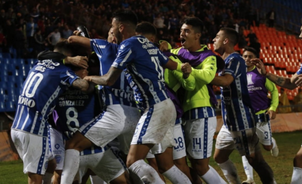 HOY / Godoy Cruz gana y acompaña a Olimpia en los Octavos de Final