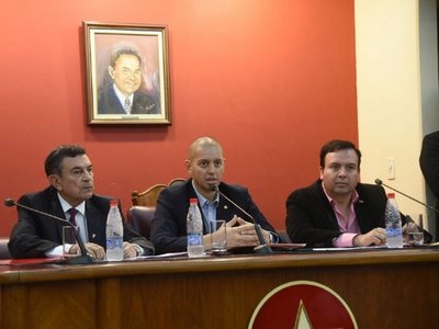 Junta ignora independencia del TEP y hay choque en ANR