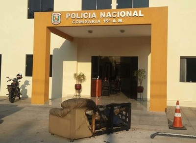 Policía muere en siniestro - Radio 1000 AM