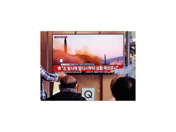 Crece la tensión por disparos de misiles de  Corea del Norte
