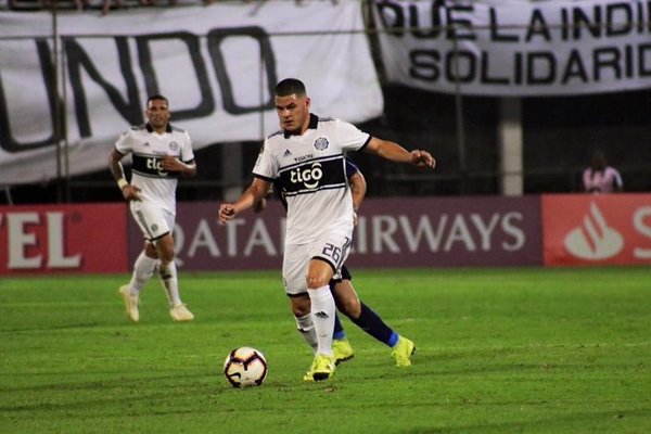 Olimpia perdió el invicto ante Sporting de Cristal » Ñanduti