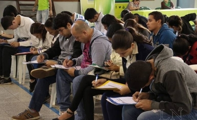 HOY / Anuncian más de 20 vacancias para jefaturas y gerencias