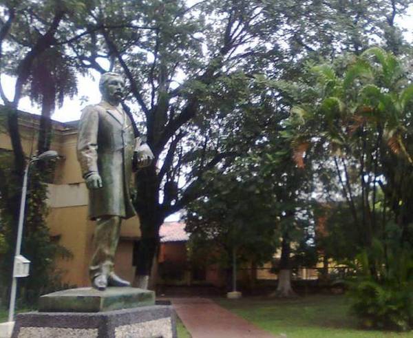 Actitud de alumnos del CNC “sorprendió” al MEC