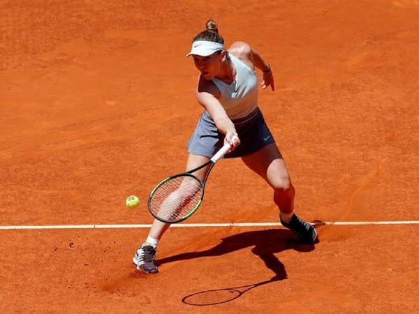 Halep logra la final y está a una victoria del número uno