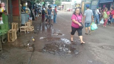 Bacheo chapucero en San Lorenzo - Nacionales - ABC Color