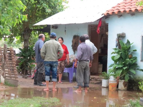 Evacuados en Villa Florida, San Ignacio en emergencia - Nacionales - ABC Color