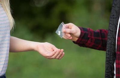 Polémica en Alemania por parque que tendrá zonas para que traficantes vendan drogas sin problemas - C9N