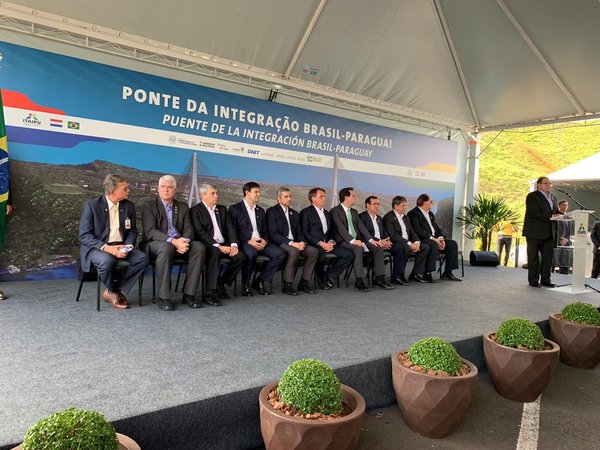 Mediante puente se vence apatía cultural, dice mandatario - ADN Paraguayo
