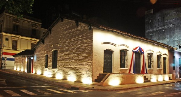 Paraguay festejará sus 208 años de independencia con diversas actividades » Ñanduti