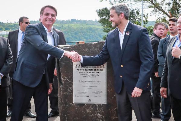 Paraguay y Brasil dan histórico paso para la integración