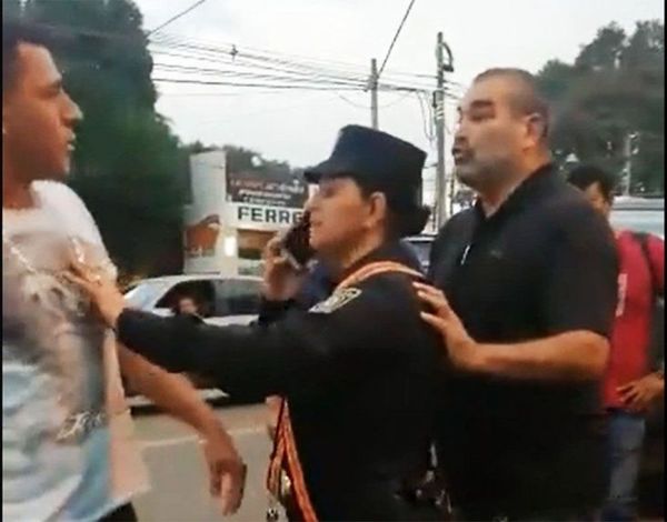 Felicitan a Policía que evitó pelea - Nacionales - ABC Color