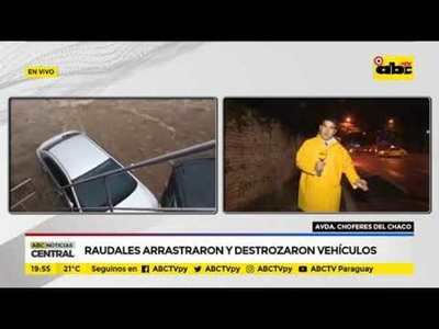 Avda Choferes del Chaco: Desagüe colapsado - Tv - ABC Color
