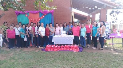 Con bocaditos y regalos agasajaron a las mamis