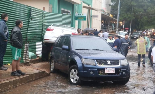 HOY / Acumulación muy veloz del agua en corto tiempo fue el problema, según Mario Ferreiro