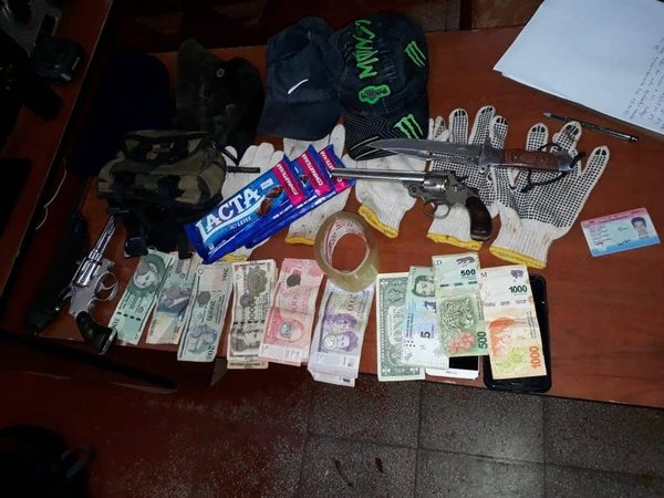 GRAN DESPLIEGUE POLICIAL LOGRA CAPTURA DE SOSPECHOSOS DE ASALTO