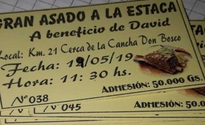 "Costillón" para cubrir tratamiento médico de un joven