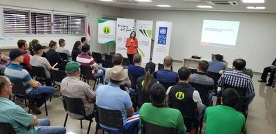 MADES CAPACITA A TÉCNICOS DE LA COOP. NARANJITO.