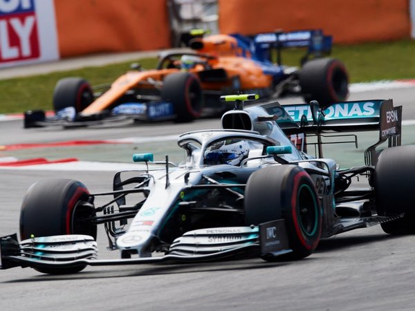 Bottas gana con una 'pole' de ensueño