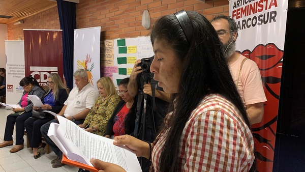 Mujeres indígenas chaqueñas entregan propuestas a las autoridades » Ñanduti