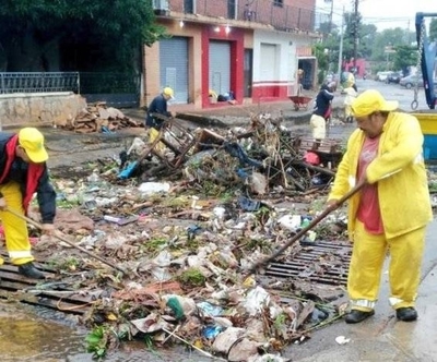 HOY / Asunción: más de 100 toneladas de basura en menos de 24 horas