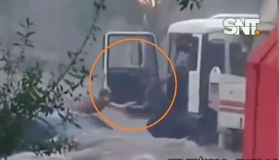 El héroe que salvó a una pareja, a mascotas y dos universitarias