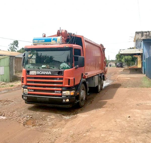 Pobladores de Ciudad del Este exigen que empresa recolectora mejore su servicio - ADN Paraguayo