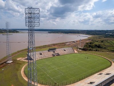 Quieren a la Albirró en estadio de Encarnación