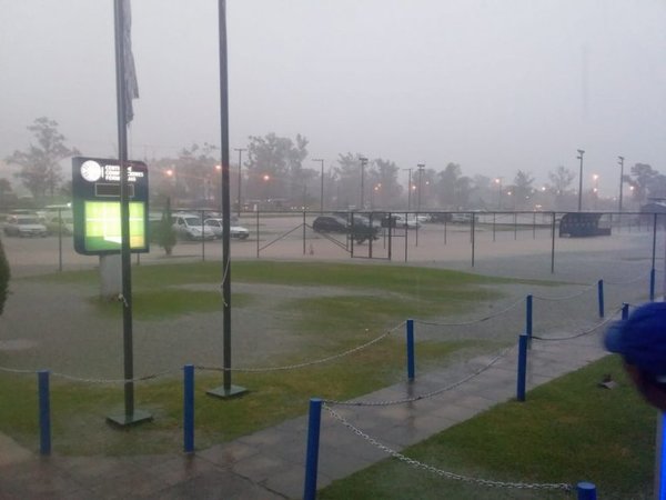 Las lluvias también afectaron a las Formativas - Deportes - ABC Color