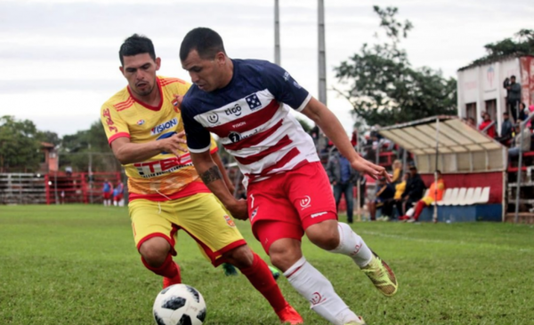 HOY / Tres punteros en el arranque de Primera División B