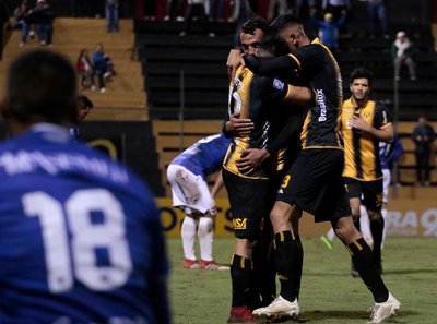 Guaraní celebra ante Sol de América sobre la hora