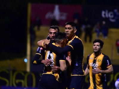 Guaraní vence a Sol y pelea por el vicecampeonato