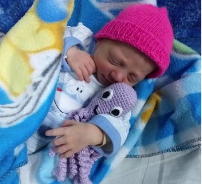 Recién nacidos abrazaron a sus pulpitos