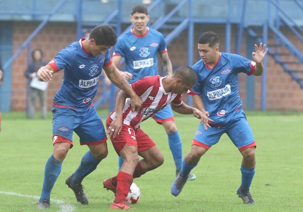 Intermedia: el “Toro” manda en casa