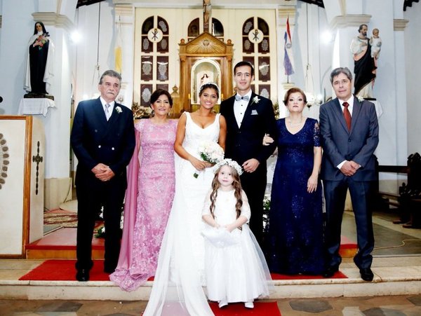 El sí de Otto Schaerer y Maira Daiub Pettengill - Edicion Impresa - ABC Color