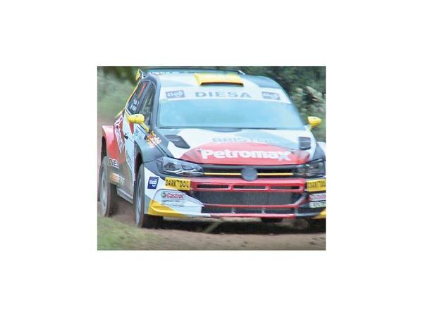 Saba toma el mando en el Rally de Guairá