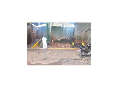 Hallan vainillas servidas en lavadero
