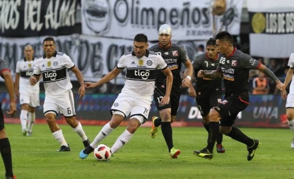 HOY / Olimpia, ya campeón, expone su invicto