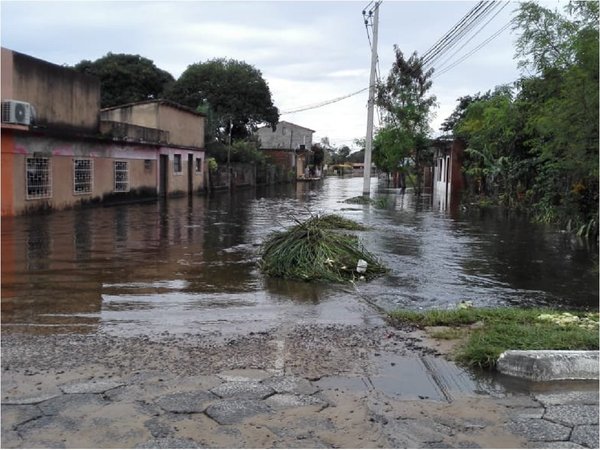 En Pilar reflotan proyecto de defensa costera ante amenazas de catástrofe