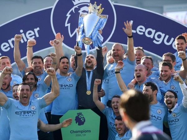 Manchester City goleó y es el bicampeón de la Premier League - Radio 1000 AM
