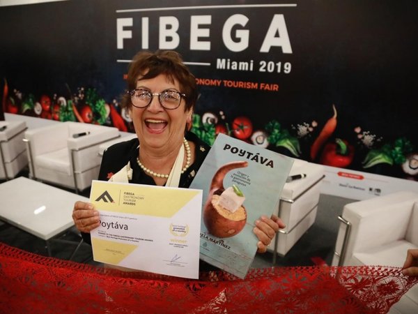 Paraguaya es premiada por su libro de etnogastronomía en Miami