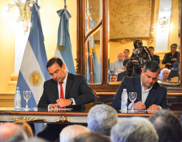 Misiones y Corrientes acuerdan cooperación ante próxima apertura de paso fronterizo | .::Agencia IP::.
