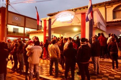 Pilarenses esperan soluciones y reclaman respuestas a las autoridades
