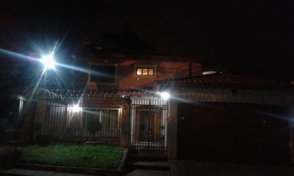 Presunto ladrón murió al huir por una cerca