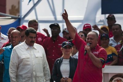 Maduro continúa con las persecuciones